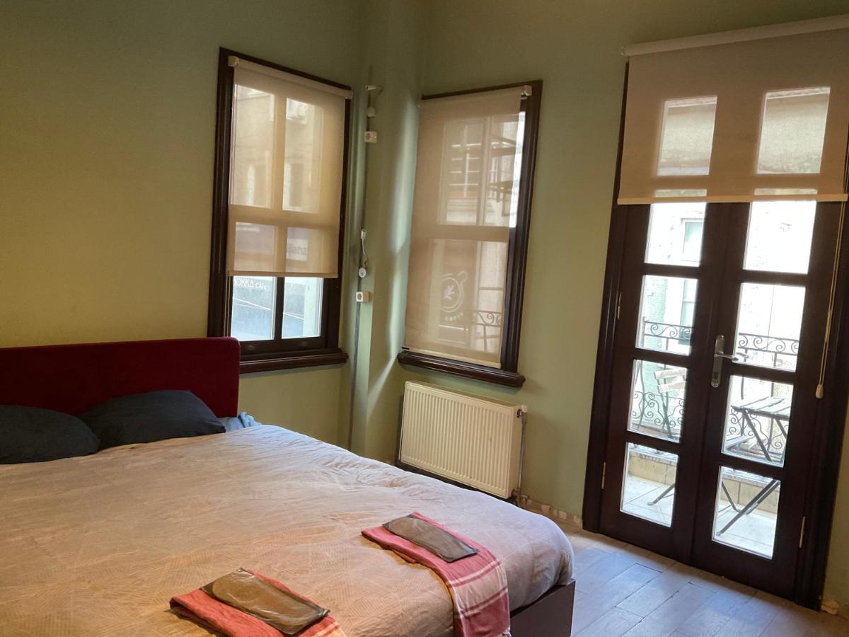 The Hub Hostel Istanbul Exteriör bild
