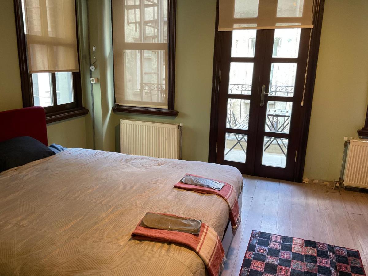 The Hub Hostel Istanbul Exteriör bild
